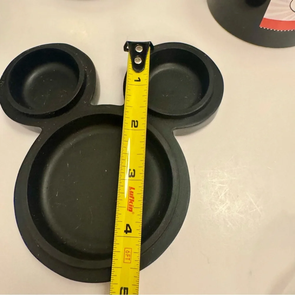 NWT. Disney resin jars set of 2 with lids. Classic Mickey resin trinket jars